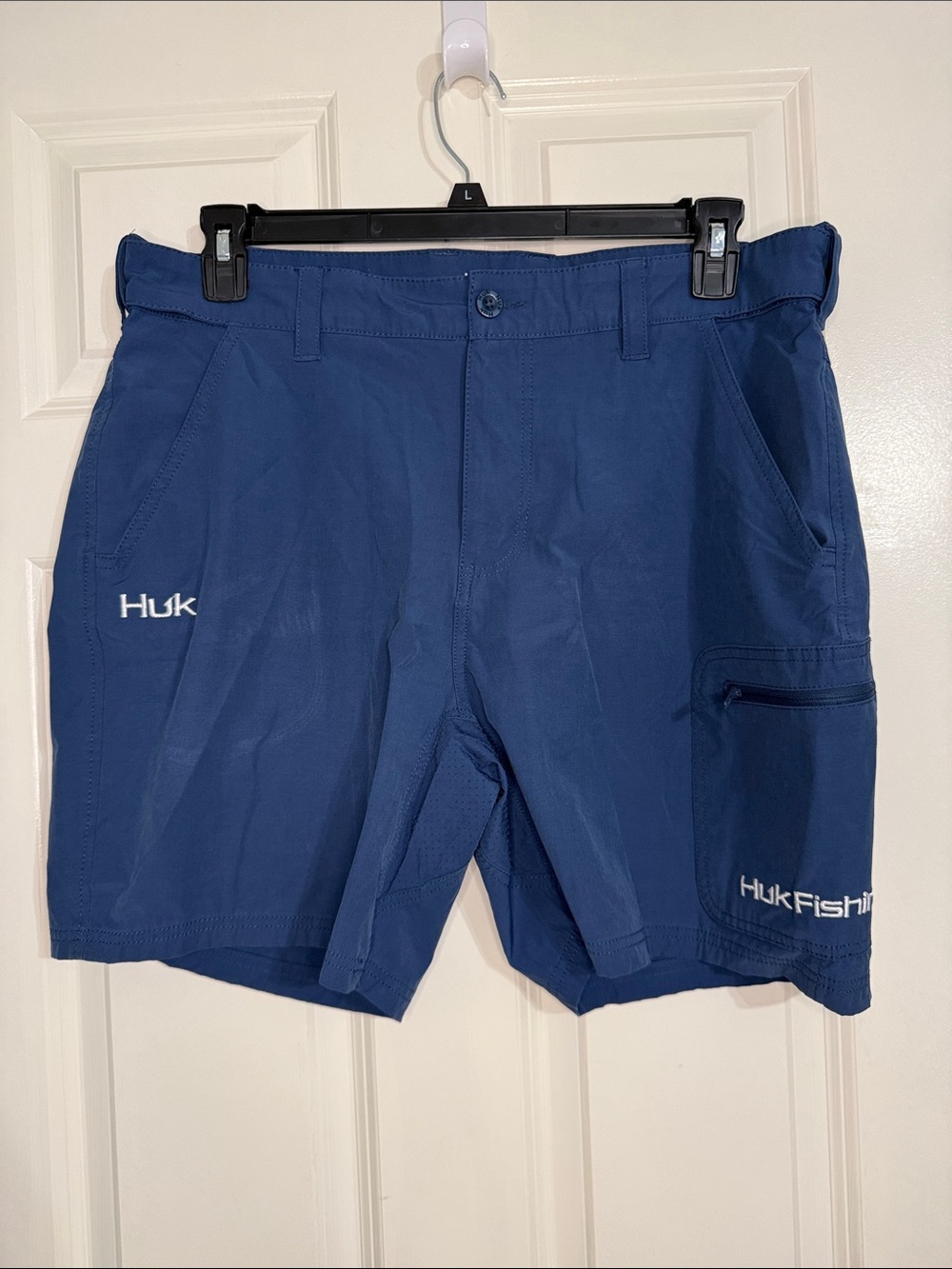 Huk Blue Men’s Cargo Fishing Shorts